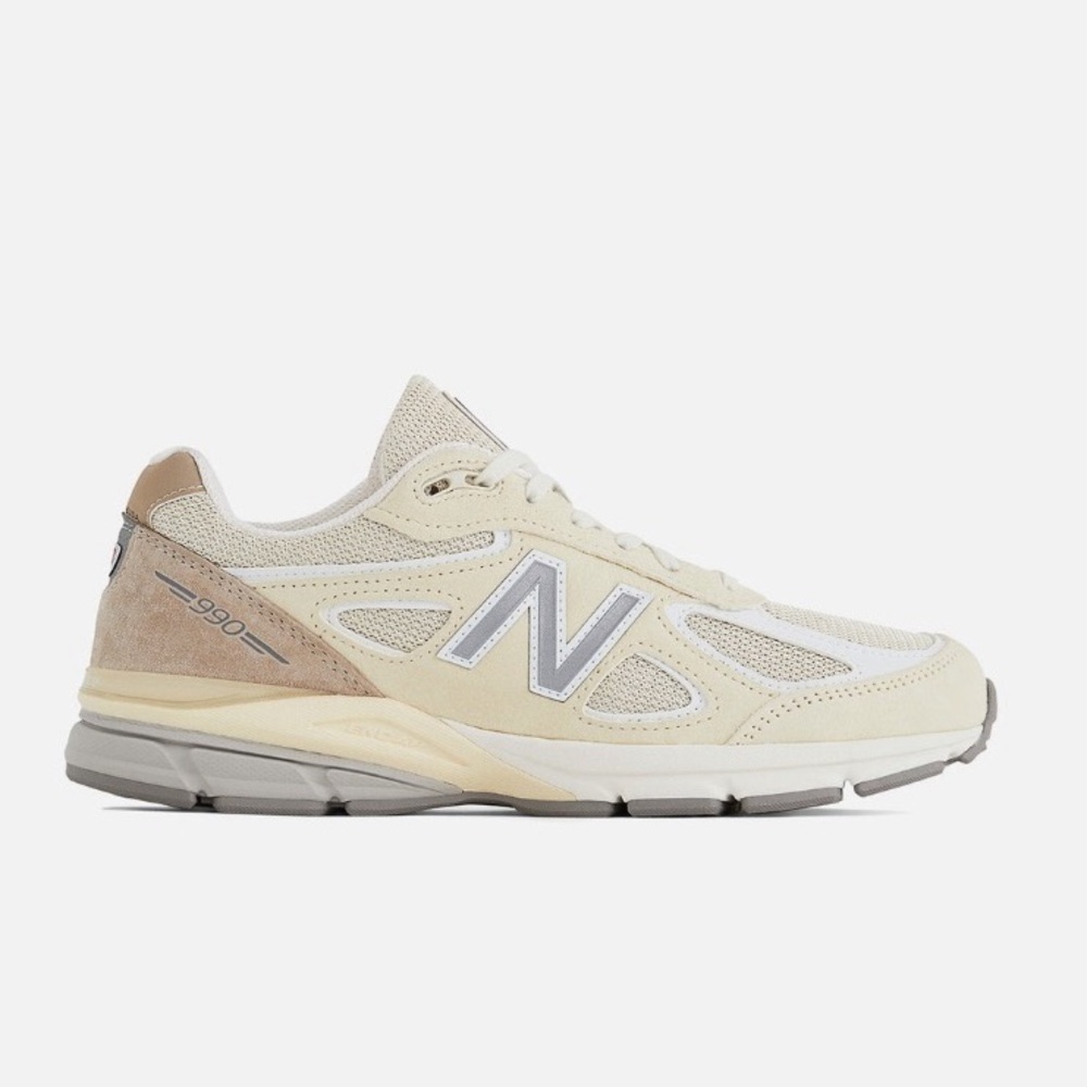 NWT NEW BALANCE Teddy Santis x 990v4 Made in USA Kids Wide in Limestone Cream